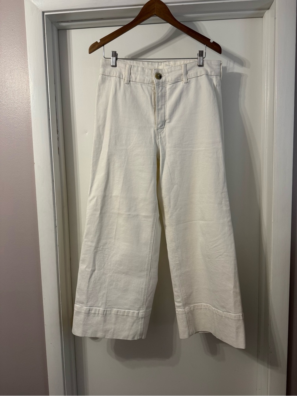 H&M Cropped Wide Leg Cream Jeans